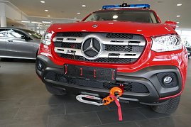 &Uuml;bergabe des Kommando-Einsatzwagens 