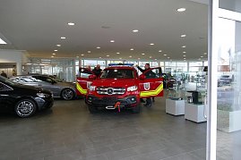 &Uuml;bergabe des Kommando-Einsatzwagens 