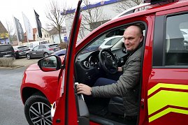 &Uuml;bergabe des Kommando-Einsatzwagens 