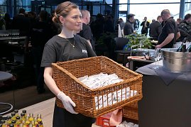 Willkommen im neuen Mercedes-Benz-Autohaus der Peter-Gruppe in Wittenberg!