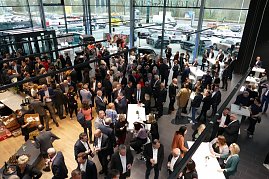 Willkommen im neuen Mercedes-Benz-Autohaus der Peter-Gruppe in Wittenberg!