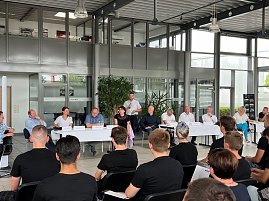 41 junge Menschen beginnen mit ihrer Ausbildung