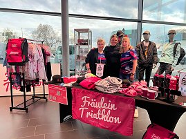 She's Mercedes Ladies Night