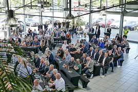 Spannende politische Diskussionen bei CDU-Veranstaltung im Autohaus (Foto: )