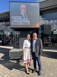 Spannende politische Diskussionen bei CDU-Veranstaltung im Autohaus (Foto: )