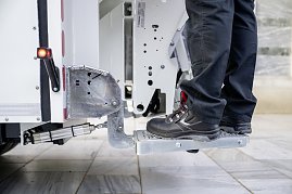 FUSO zeigt auf der IAA Transportation den vollelektrischen eCanter (Foto: Daimler Truck AG)