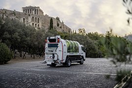FUSO zeigt auf der IAA Transportation den vollelektrischen eCanter (Foto: Daimler Truck AG)