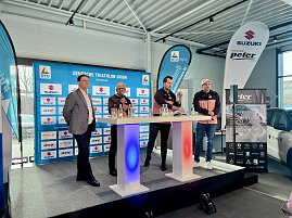 Die Ausdauersport-Elite war in unserem Suzuki-Autohaus zu Gast (Foto: Autohaus Peter Gruppe | A. Hille)