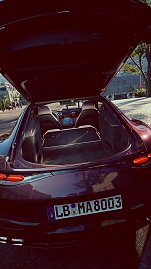 Die Bilder zeigen die Mercedes-AMG Modelle GT 63, SL 63 und GT 43 von außen und innen mit sportlichem Design und hochwertigem, fahrerorientiertem Interieur. (Foto: Mercedes-AMG)