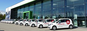 Heute noch vor der Skoda-Autowelt - morgen schon in Deutschlands S&uuml;den: Zw&ouml;lf Skoda Citigo sind demn&auml;chst als Lieferfahrzeuge f&uuml;r Pizza-Hut in Bayern, Hessen und Sachsen unterwegs. 