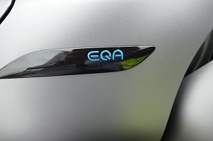 Die Typenbezeichnung ist eindeutig - hier ist Strom im Spiel.