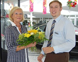 Abschluss der Leserwahl Unser Auto mit Gewinn&uuml;bergabe