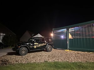 Immenrode - Kombinierte Werte gem. WLTP für den Jeep® Wrangler Benziner Sahara: Kraftstoffverbrauch 11,1 l/100 km; CO2-Emission 250 g/km; CO2-Klasse: G