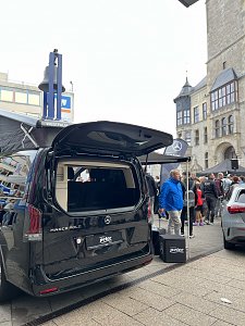 Bilder von den Impressionen am Stand, am Streckenrand und vom L&auml;uferteam.