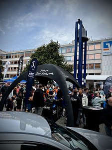 Bilder von den Impressionen am Stand, am Streckenrand und vom L&auml;uferteam.