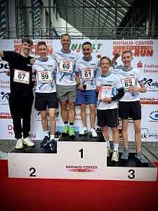 Bilder von den Impressionen am Stand, am Streckenrand und vom L&auml;uferteam.