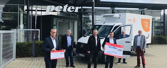 Spenden- und Fahrzeug&uuml;bergabe an den Tafel e.V. gestern in Northeim