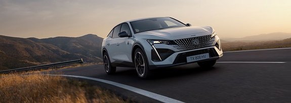 Ab sofort bestellbar: neuer PEUGEOT E-408