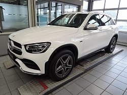 Mercedes-Benz GLC 300 e 4M AMG/ 9G/ 19/ LED/ Kamera/ Navigation/ 