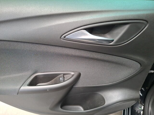 Opel Astra K ST 1.2 Turbo Edition Klimaautomatik Sitzheizung 145PS Opel Astra K ST 1.2 Turbo Edition Klimaautomatik Sitzheizung 145PS